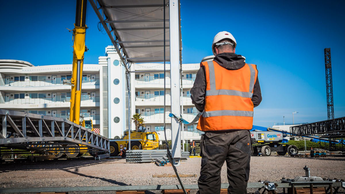 Butlins-Minehead-Build-lr-by-ITB-Nathan-Cox-edit